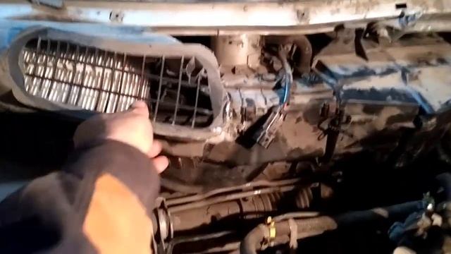 ВАЗ 2110.  Простая замена отопителя салона. (радиатора печки) На автомобиле 2007-08г.