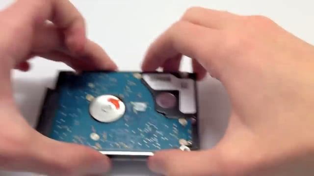 Mac Mini Hard Drive Replacement смотреть онлайн