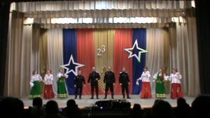 Анс. _Саяны_ и народный анс. _Казачьи сердца_ - Эх, пой, девка стой!.mp4