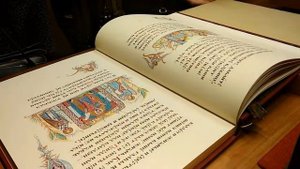 ПРЕЗЕНТАЦИЯ УНИКАЛЬНОЙ КНИГИ "ПОУЧЕНИЕ ВЛАДИМИРА МОНОМАХА"