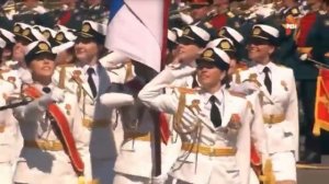 Девушки военные на параде Победы на Красной площади в Москве 2016
