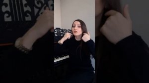 КАК ОПУСКАТЬ ГОРТАНЬ? // "Пение на зевке" / Положение гортани в пении