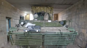 Фронтовой тренд: российские бойцы создали «Царь-мангал» для защиты от дронов