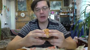 МОНБЛАН БУРГЕР, СЫРНЫЕ ТРЕУГОЛЬНИКИ - НОВИНКИ ИЗ ВКУСНО - И ТОЧКА!