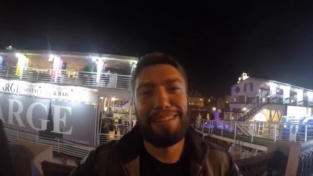 Главные качества в девушке. Репетиция цыганского шоу. Хари Кришна снова тусит. смотреть онлайн