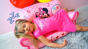 Диана хочет спать! Diana wants to sleep