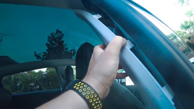 Tesla Model Y за $60 900 рассыпается, но надо терпеть - за ними будущее. ?♂️ смотреть онлайн