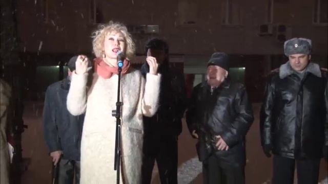 Ольга Спиркина и Дина Григорьева на акции памяти в честь 75-й годовщины Битвы за Москву