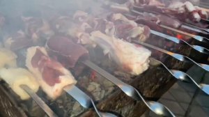Разделка туши барана на шашлык2. Шашлык азербайджанский шашлык. Омлет с помидором на углях!culinary