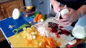 Шинковка универсальная (терка) для моркови по-корейски