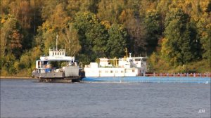 Сухогруз Оленегорск проходит Тутаев вниз по Волге 12 09 2019г