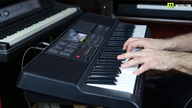 Casio CT-X700 6 ścieżkowy rejestrator:sekwencer смотреть онлайн