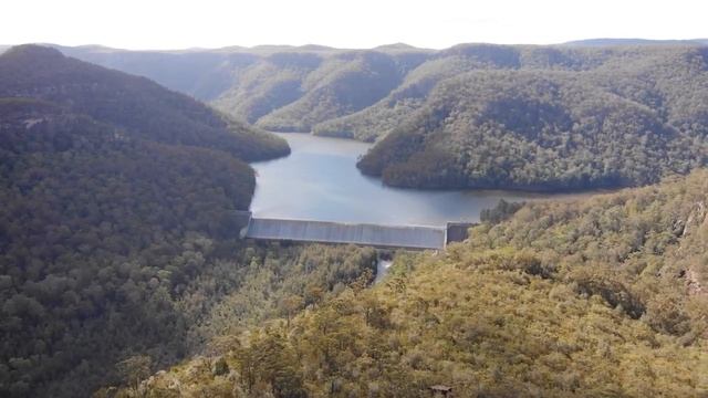 Расслабляющая музыка со звуками воды Расслабление, медитация, сон, спа, учеба, дзен смотреть онлайн