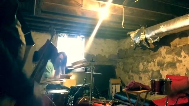 Graveless Kchc смотреть онлайн