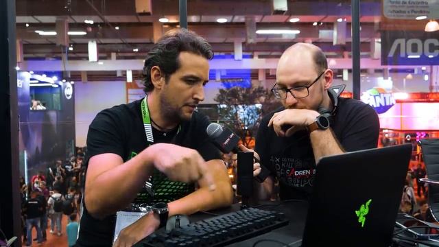 Colocamos ORELINHAS DE GATINHO e conversamos com a RAZER na BGS 2019 смотреть онлайн