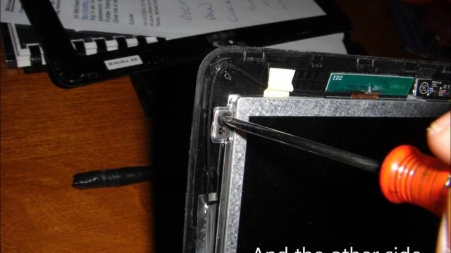 How to replace an ASUS EEE PC Notebook Screen! смотреть онлайн