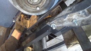 Ремонт караката. Установка подрамника.