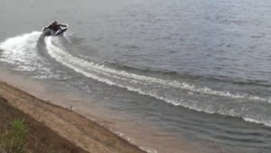 Моторная лодка  “Бестер 450 “ под румпельный мотор