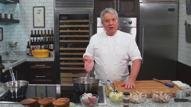 Easy Creamy Mushroom Sauce | Chef-Jean Pierre смотреть онлайн