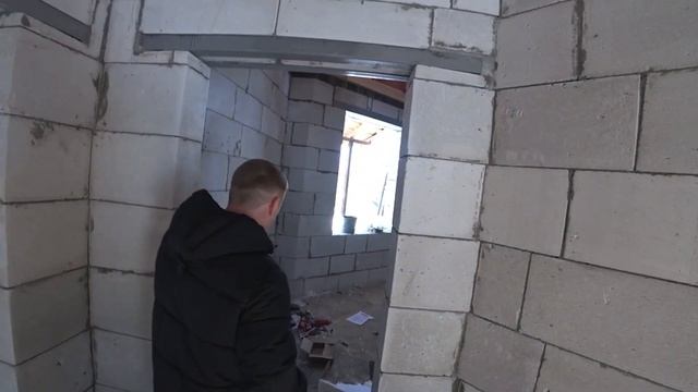 ВЛОГ/Обзор дома 250 кв.м., Рабочий процесс, Строительство дома из ГАЗОБЛОК смотреть онлайн