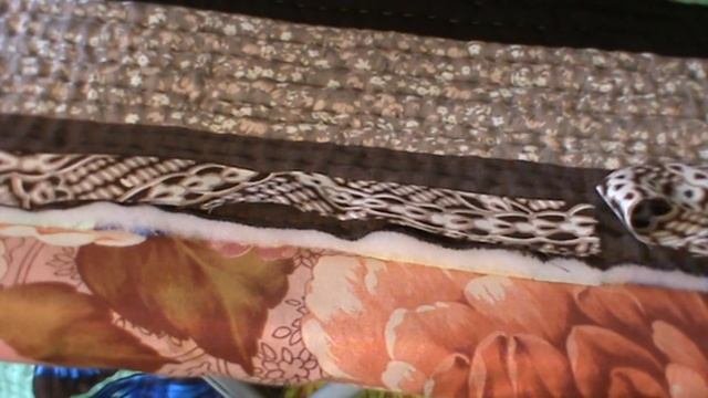 Заканчиваю шить одеяло в технике КОЛОДЕЦ. Окантовка одеяла. Лоскутное шитье, ручная стёжка.