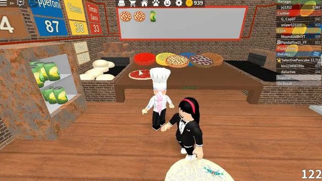 Playing Roblox Pizza Simulator at 3AM смотреть онлайн