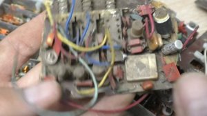 ДЛЯ ТЕХ, КТО НЕ ЗНАЛ,ЧТО В МАГНИТОЛЕ 90-х ЕСТЬ / ПЛАТЫ С САМЫМИ ДОРОГИМИ ДРАГМЕТАЛЛАМИ