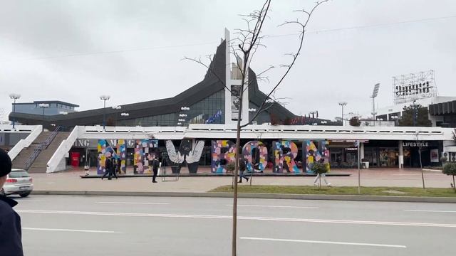 Prishtina, Capital of Kosovo - Walking through the city | 4K смотреть онлайн