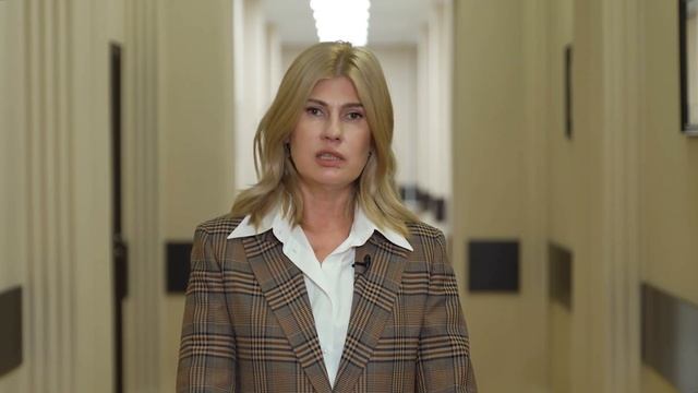 Поздравление с 1 сентября ректора ВГУЮ РПА Минюста России Александровой О.И. смотреть онлайн