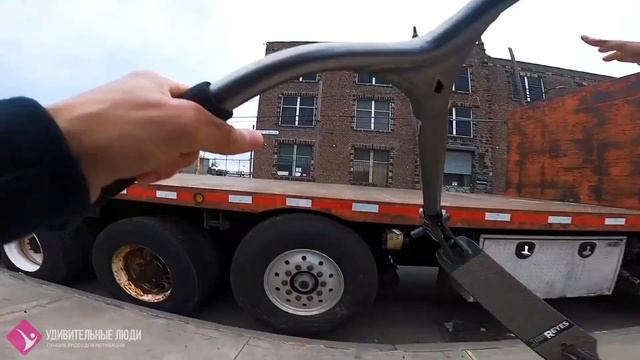 НА САМОКАТЕ ПО ГОРОДУ ОТ ПЕРВОГО ЛИЦА ★ Стрит трюки на самокате смотреть онлайн