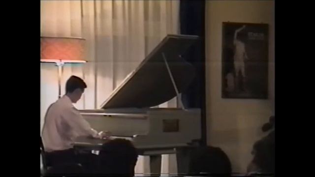 Mazurka Op. 7, No. 1, in Bb Major by Frederic Chopin смотреть онлайн