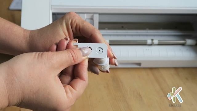 Чистка ножей для плоттеров Silhouette смотреть онлайн