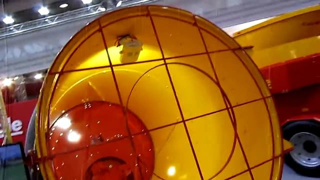 Измельчитель разбрасыватель соломы. Агритехника 2017 смотреть онлайн