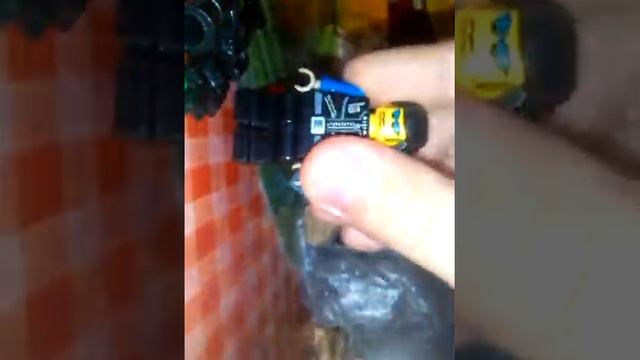 Лего сити,минифигурки ,база,аружие,скатер смотреть онлайн