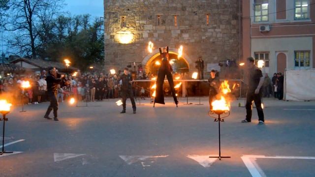 Файер шоу в исполнении театра огня «Вольфрам» - Евпатория, 02.05.2015