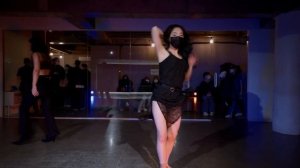 Everybody Loves An Outlaw -  I See Red l NUTI (Choreography)