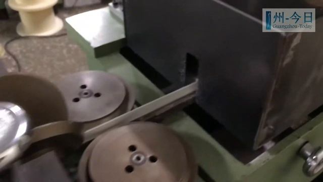 ЛЕНТОЧНАЯ ЩЕТКА | Щетка полосовая | Cпиральные щетки | Щетки металлические | Шлиф. валики из Китая смотреть онлайн