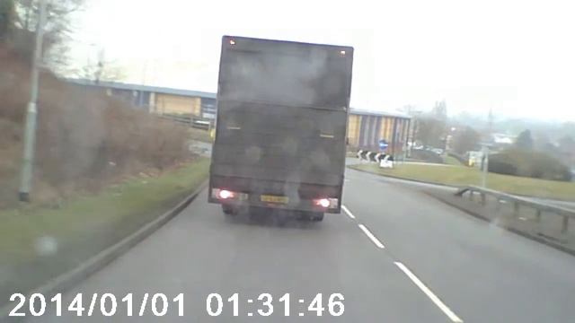 Currys PC World Lorry tries to take me off the road смотреть онлайн