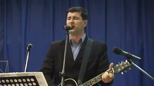 Дух Святой стучал в сердце мое. (христианская музыка)