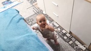 Лялечка танцует