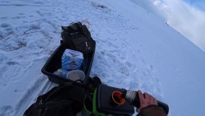ТРОФЕЙНАЯ ЩУКА НА ЛАДОЖСКОМ ОЗЕРЕ ВЕСНОЙ НА ЖЕРЛИЦЫ! РЫБАЛКА СО ЛЬДА. ЗИМНЯЯ РЫБАЛКА 2023 НА ЛАДОГЕ