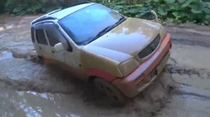 Териос, (Terios)Тойота Ками (toyota cami) off-road , грязь ползет