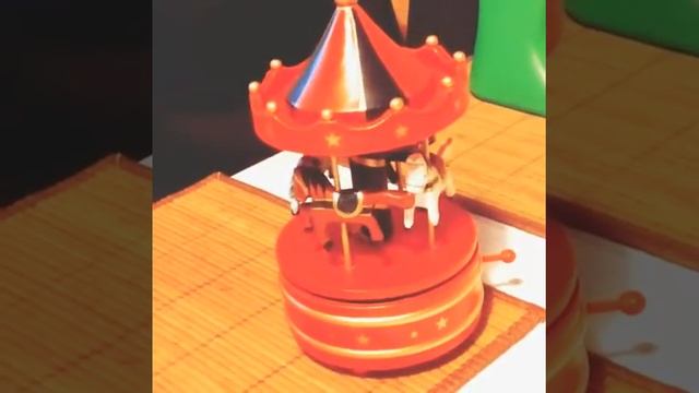 Шкатулка-это штукалка для всяких разных штук :)