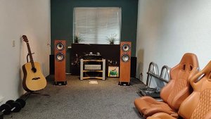 Accuphase E-205, Tannoy Revolution XT8F, Bluesound node 2,Finite Elemente spider ??????