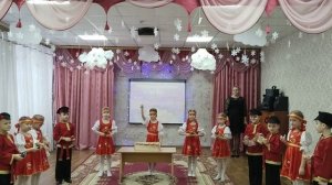 Детский народный оркестр "Задоринка" "Ой при лужку, при лужке"