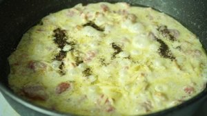Спагетти теперь готовлю только так. Паста с беконом и сливками.
