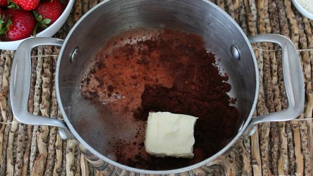 Клубника в шоколадной глазури