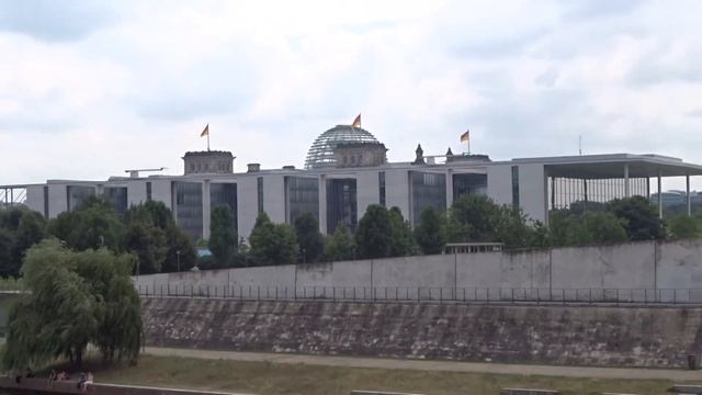 Sony HX60 Zoom, Berlin смотреть онлайн