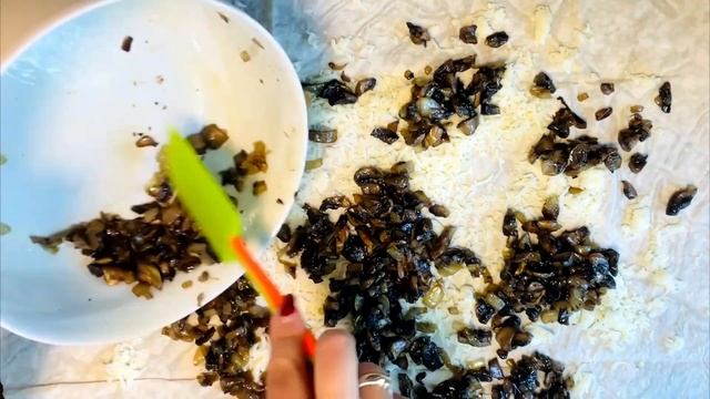 ПИРОГ С ГРИБАМИ - БЕЗ МУКИ!!! НУ ОЧЕНЬ ВКУСНЫЙ! смотреть онлайн