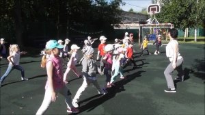 Зарядка с фиксиками. Ведущая - Перышкова Наталья. Мы танцуем, мы играем.